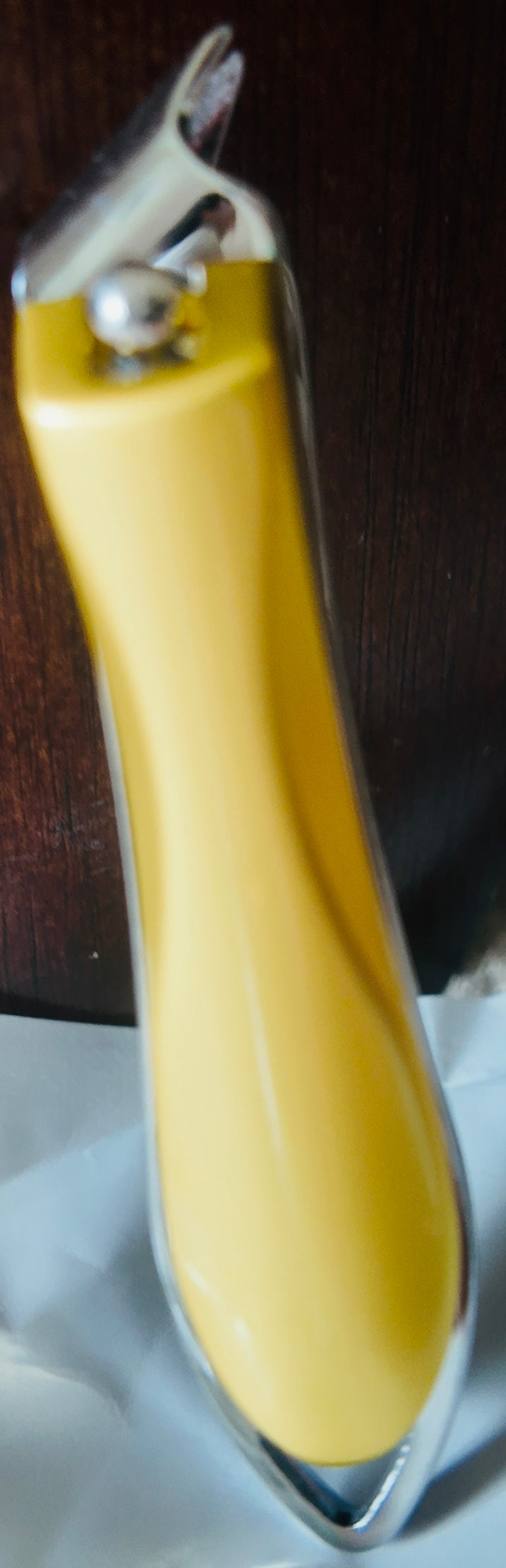 Slanted Nail Clipper